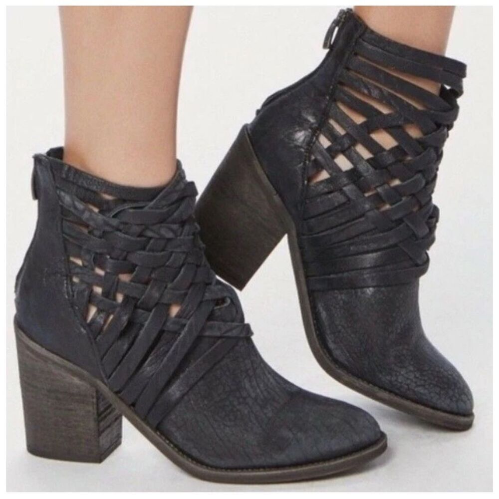 Free People Women's Carrera Woven Black Leather Heeled Boots Booties Size 41/10
